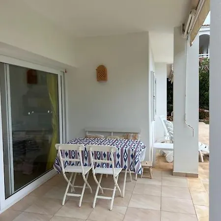 Chalet Nº 3 Coves Noves 度假居